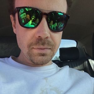 Meet your Posher, John